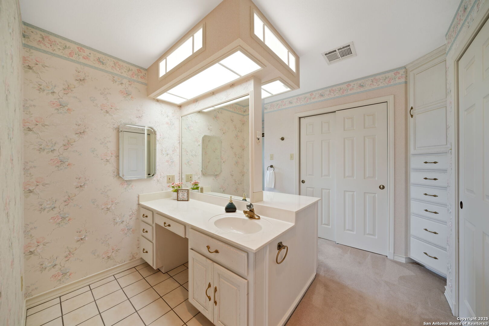365 Estates Dr