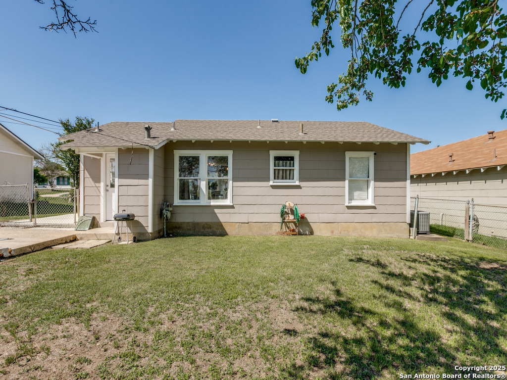 670 McDougal