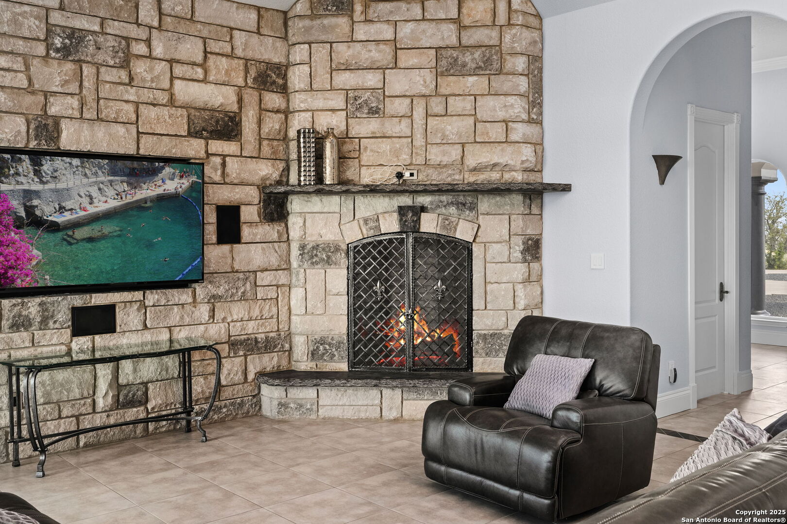 155 Camino Del Reserve