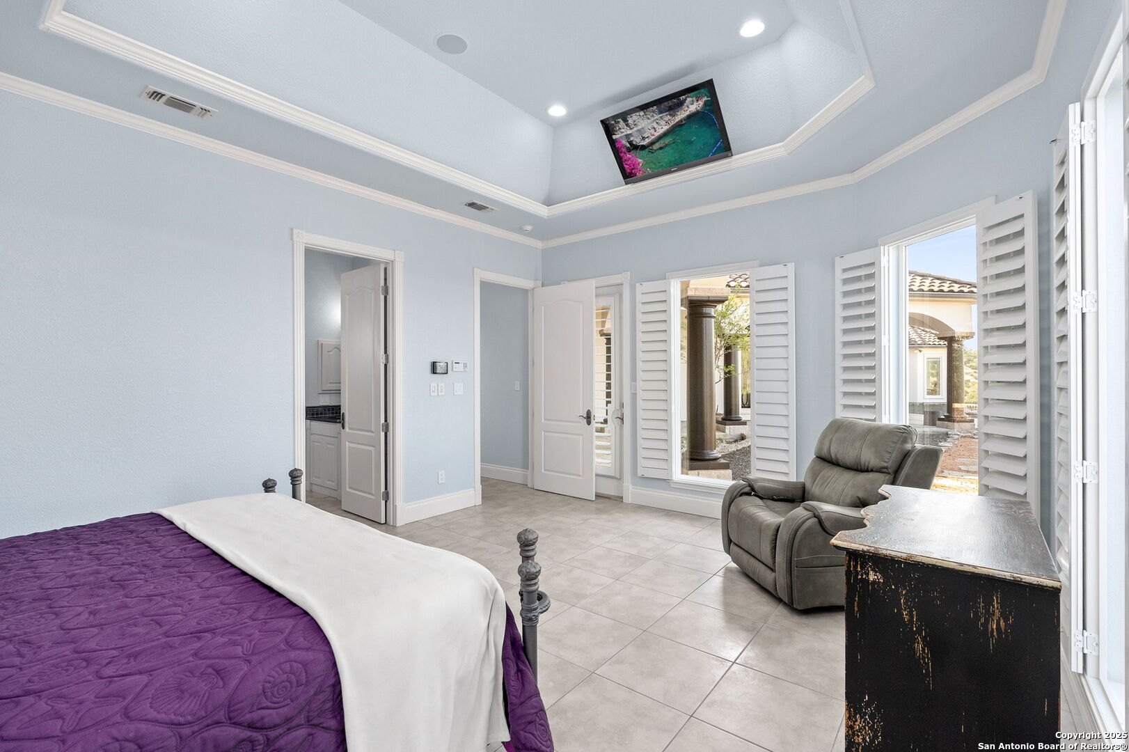 155 Camino Del Reserve