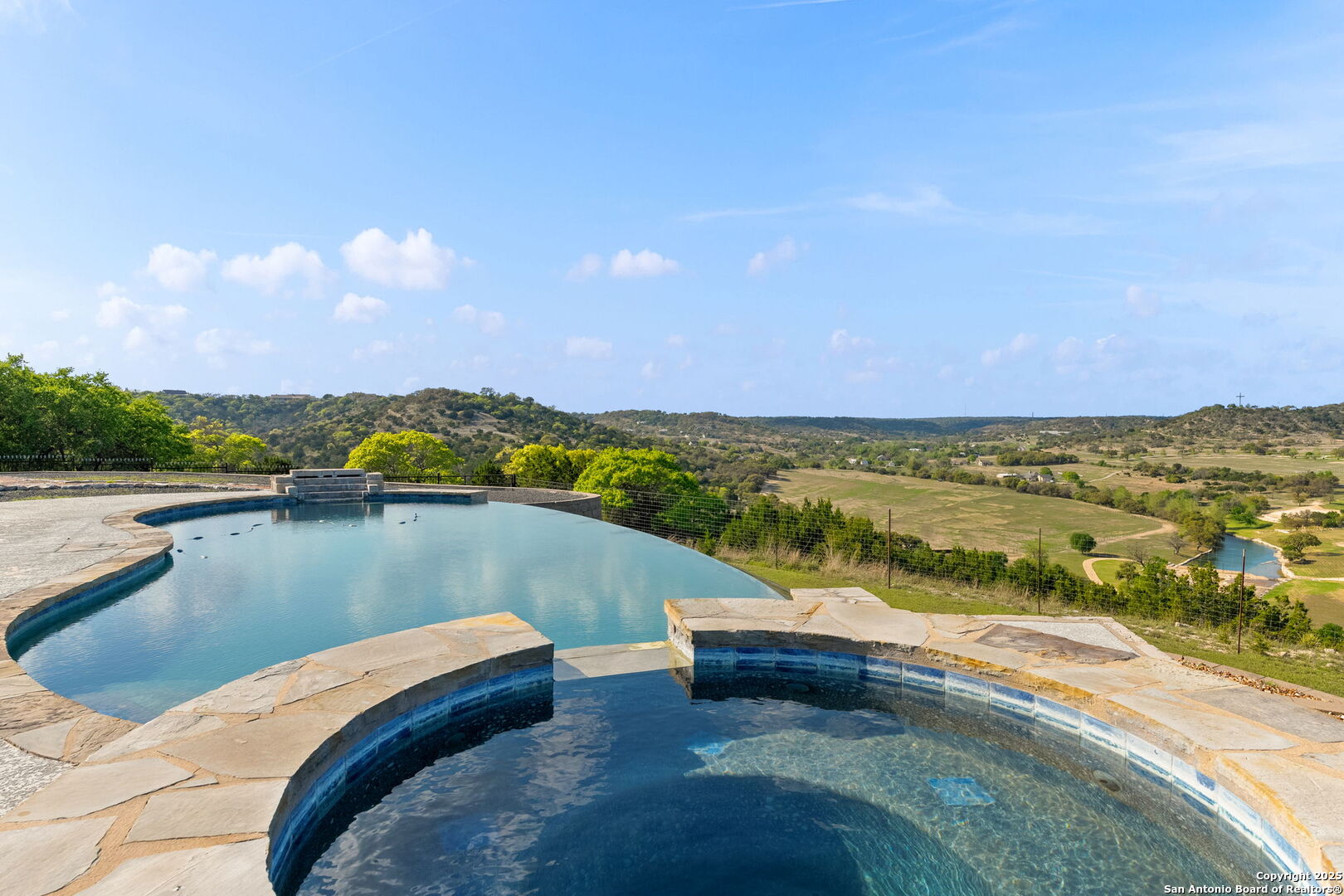 155 Camino Del Reserve