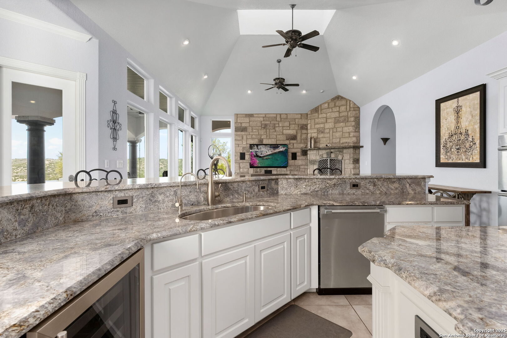 155 Camino Del Reserve