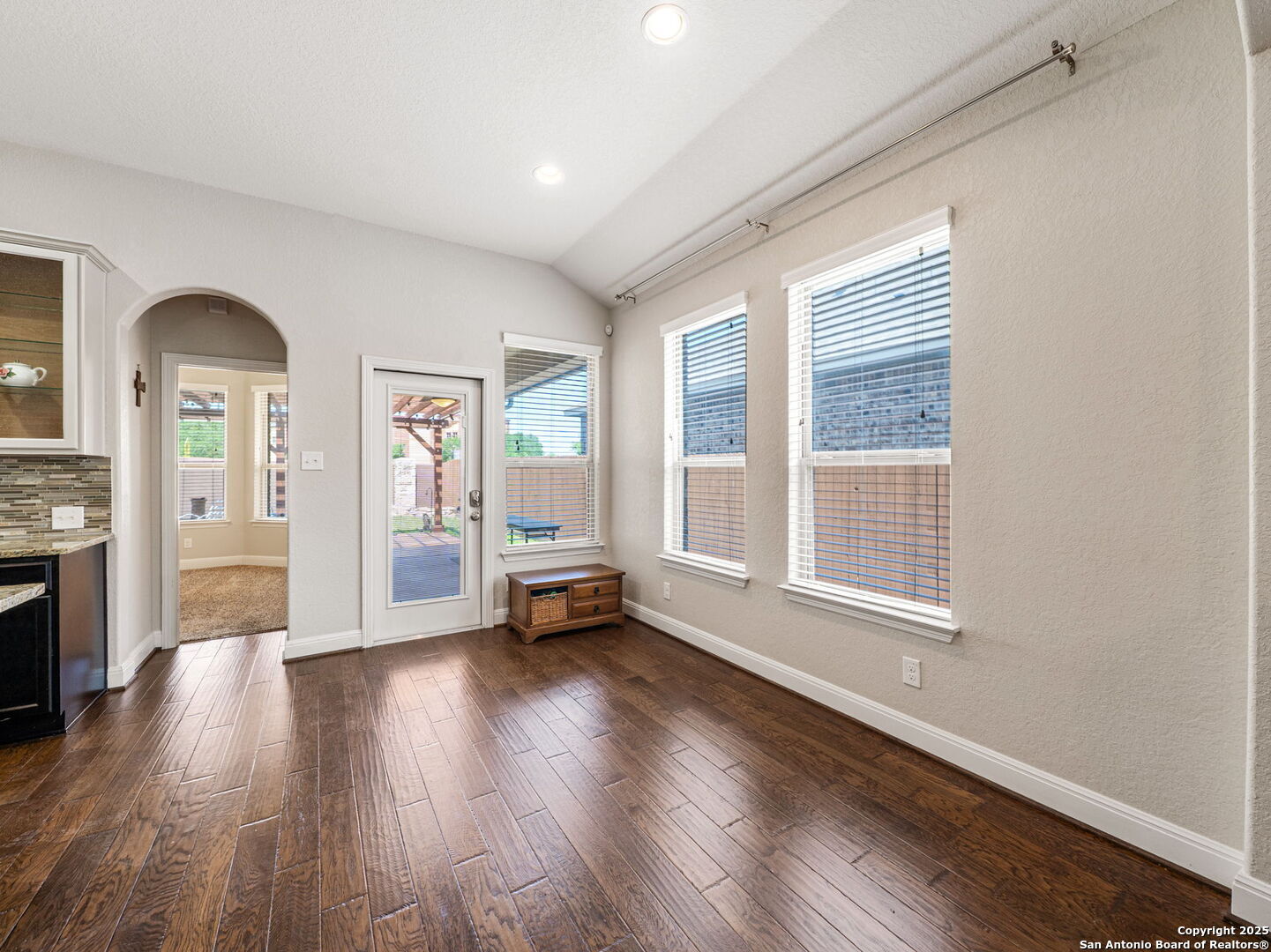 8203 Gentry Creek