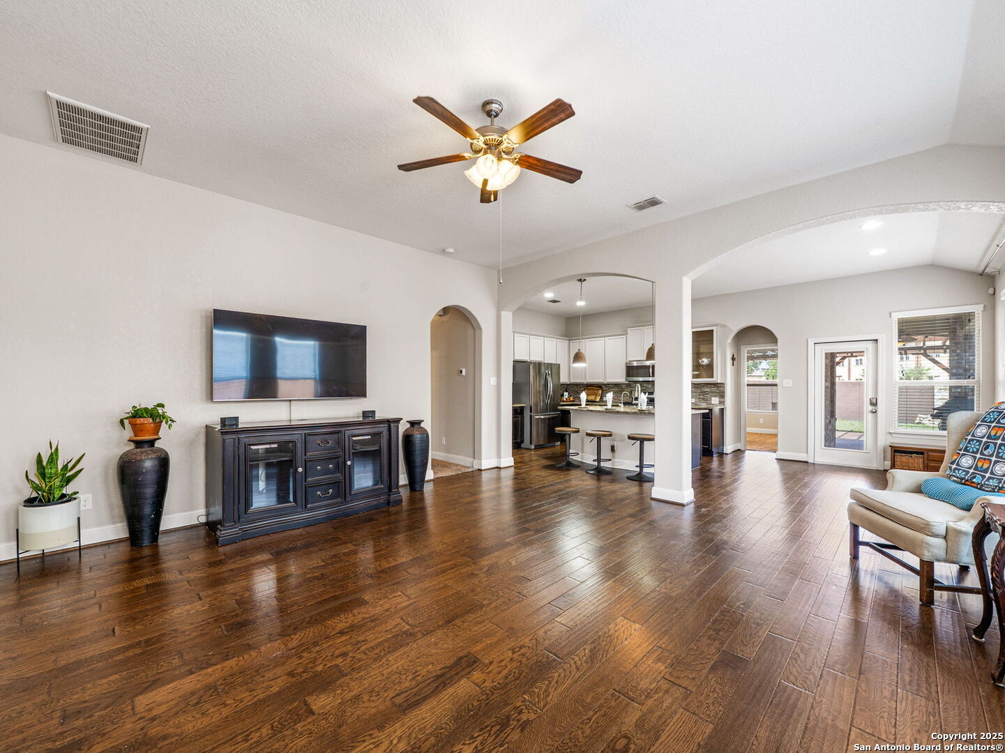 8203 Gentry Creek