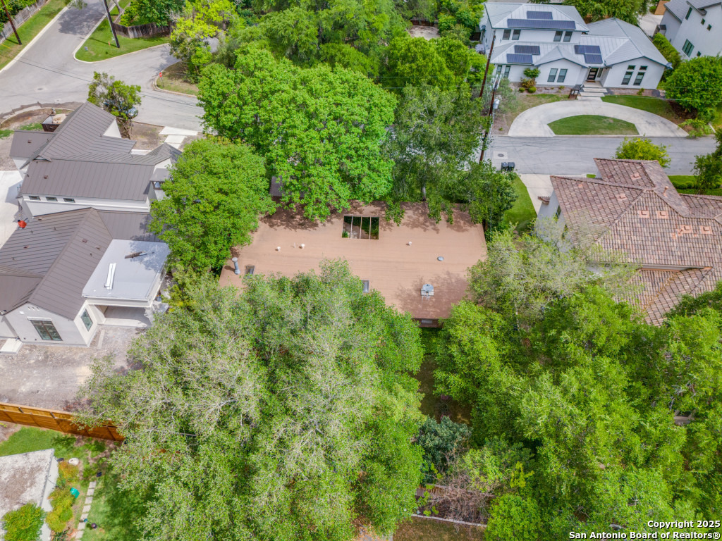 104 Coventry Ln.