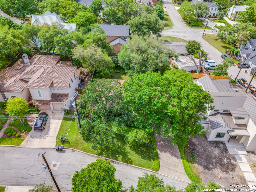 104 Coventry Ln.