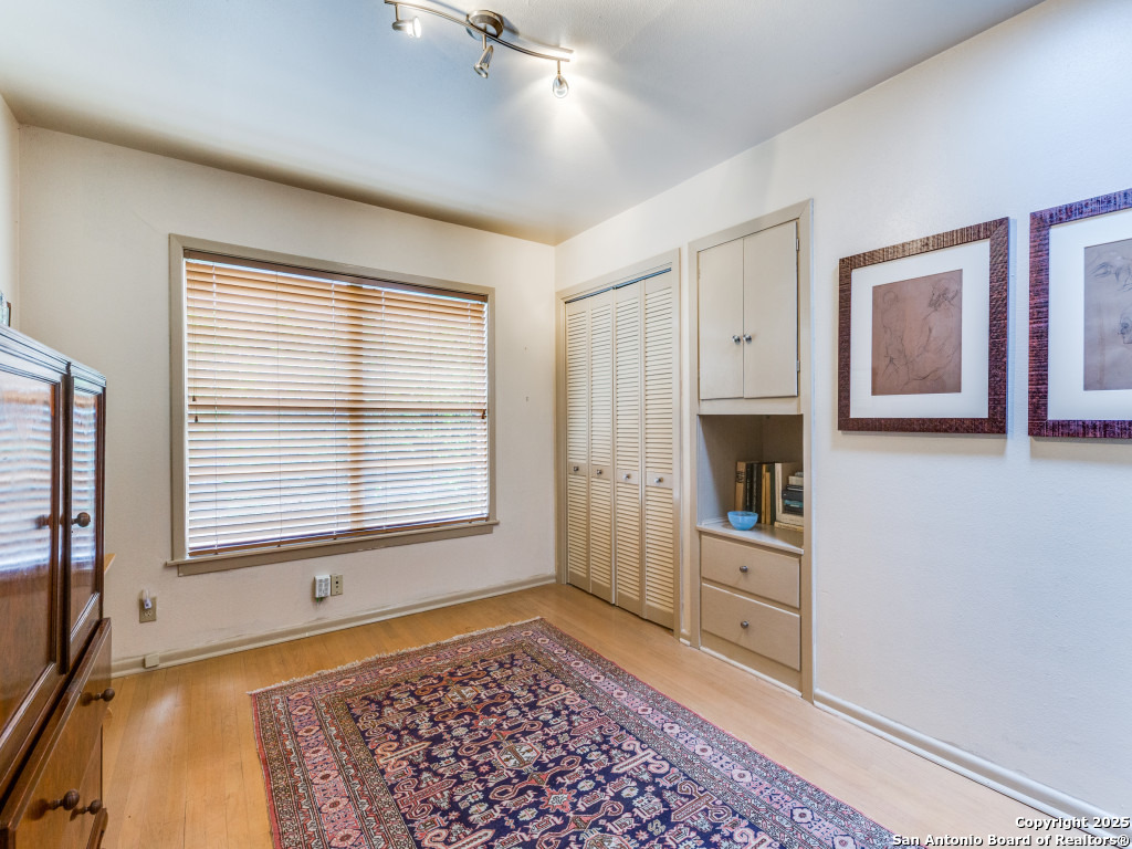 104 Coventry Ln.