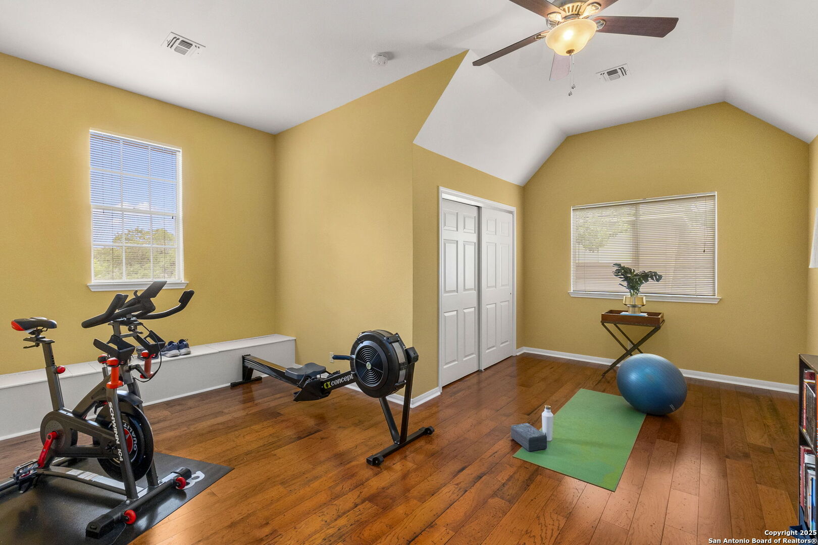 15710 Dawn Crest
