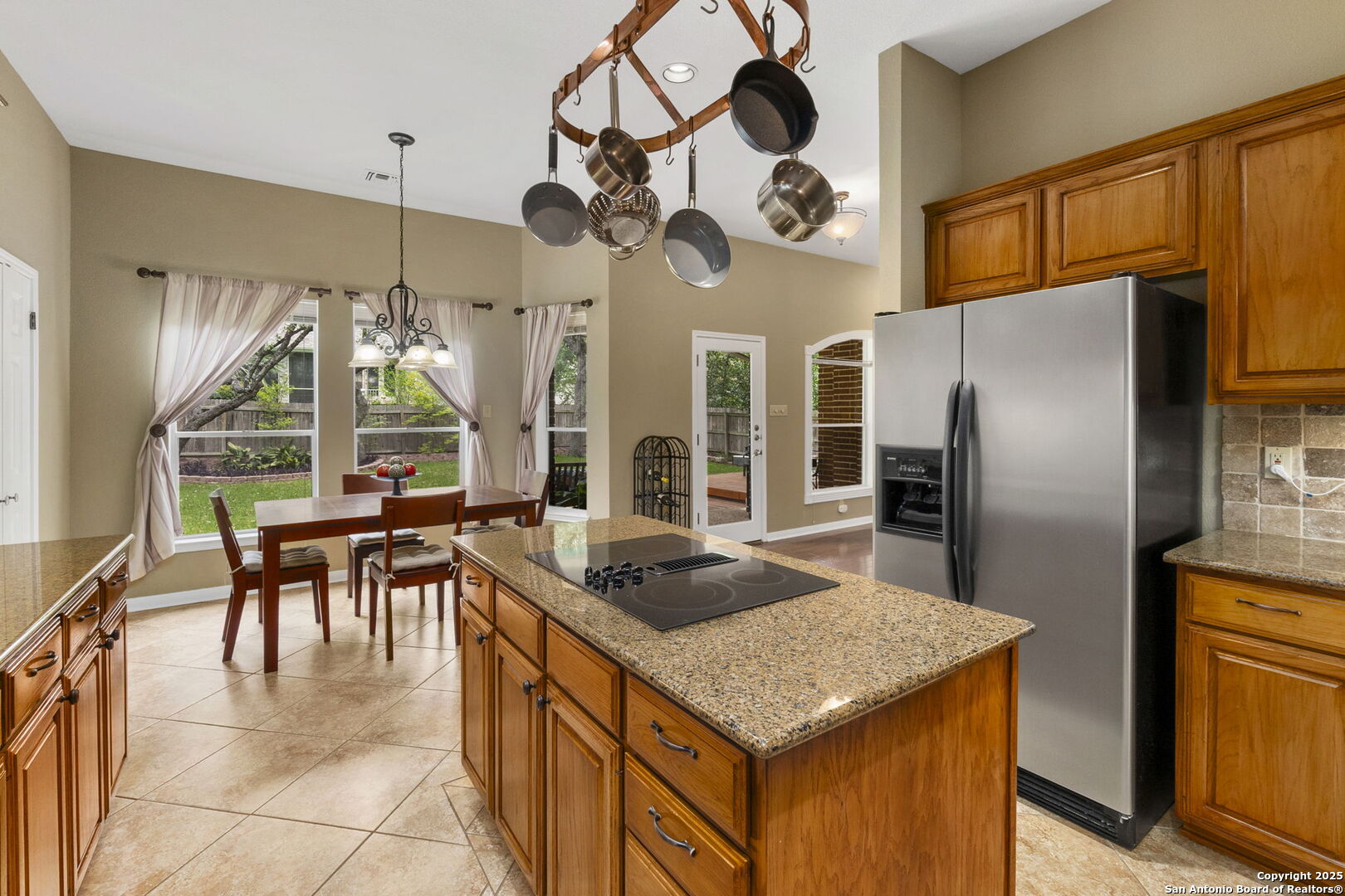 15710 Dawn Crest