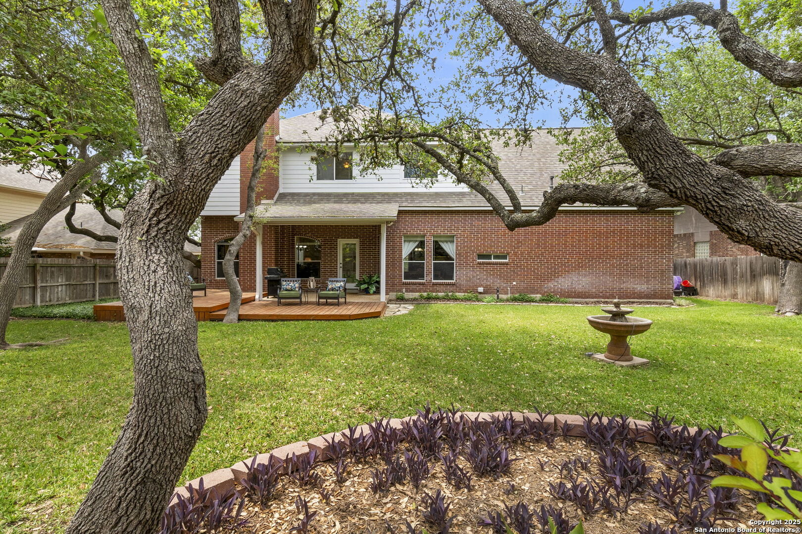 15710 Dawn Crest