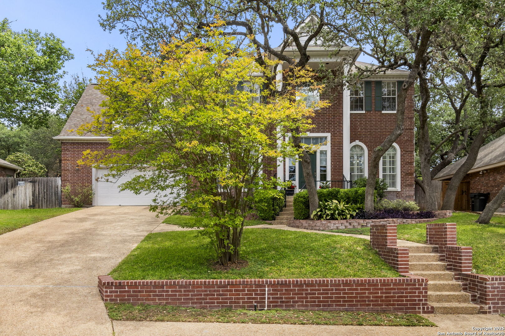15710 Dawn Crest
