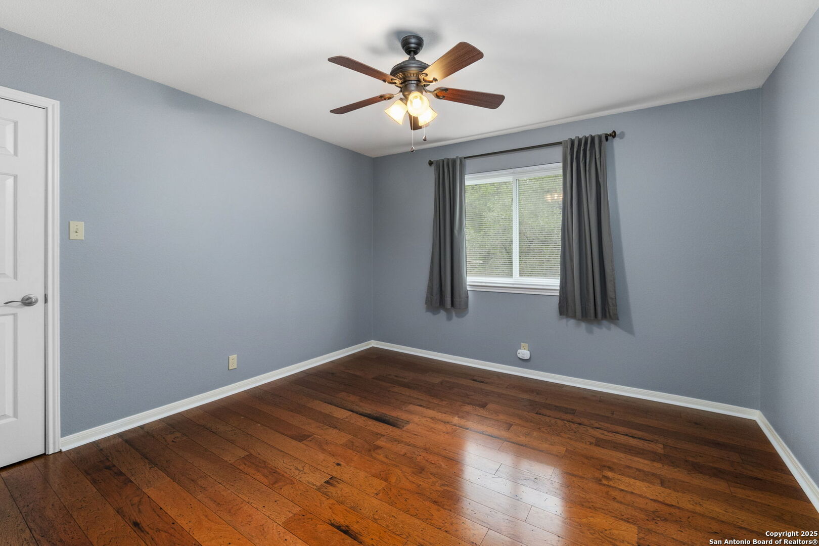 15710 Dawn Crest