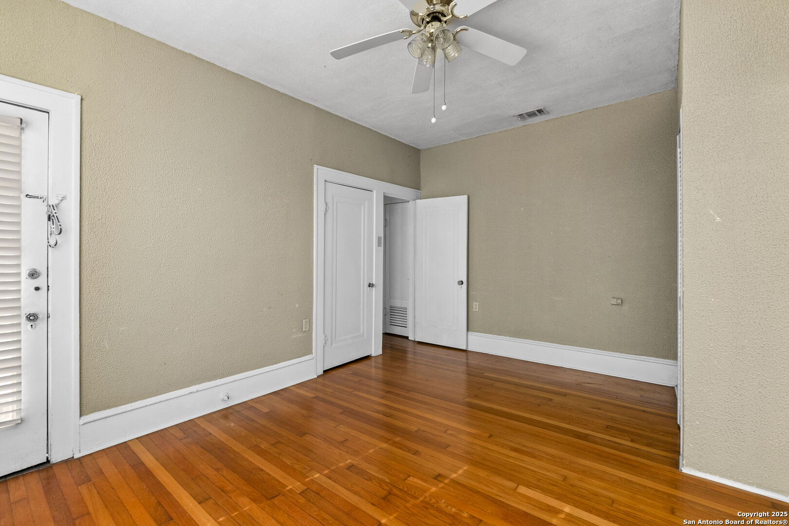1141 E Highland Blvd