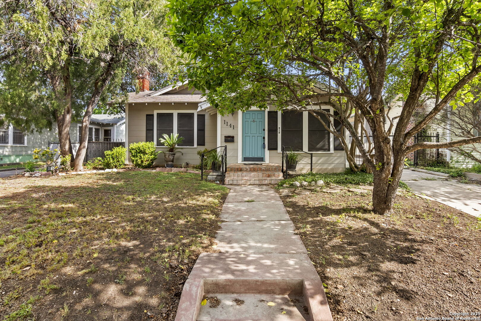 1141 E Highland Blvd