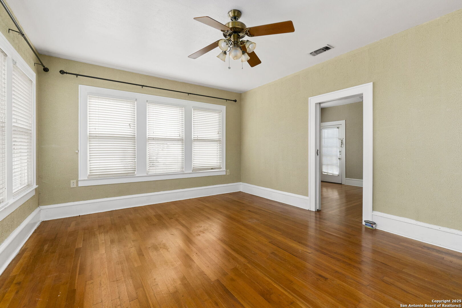 1141 E Highland Blvd