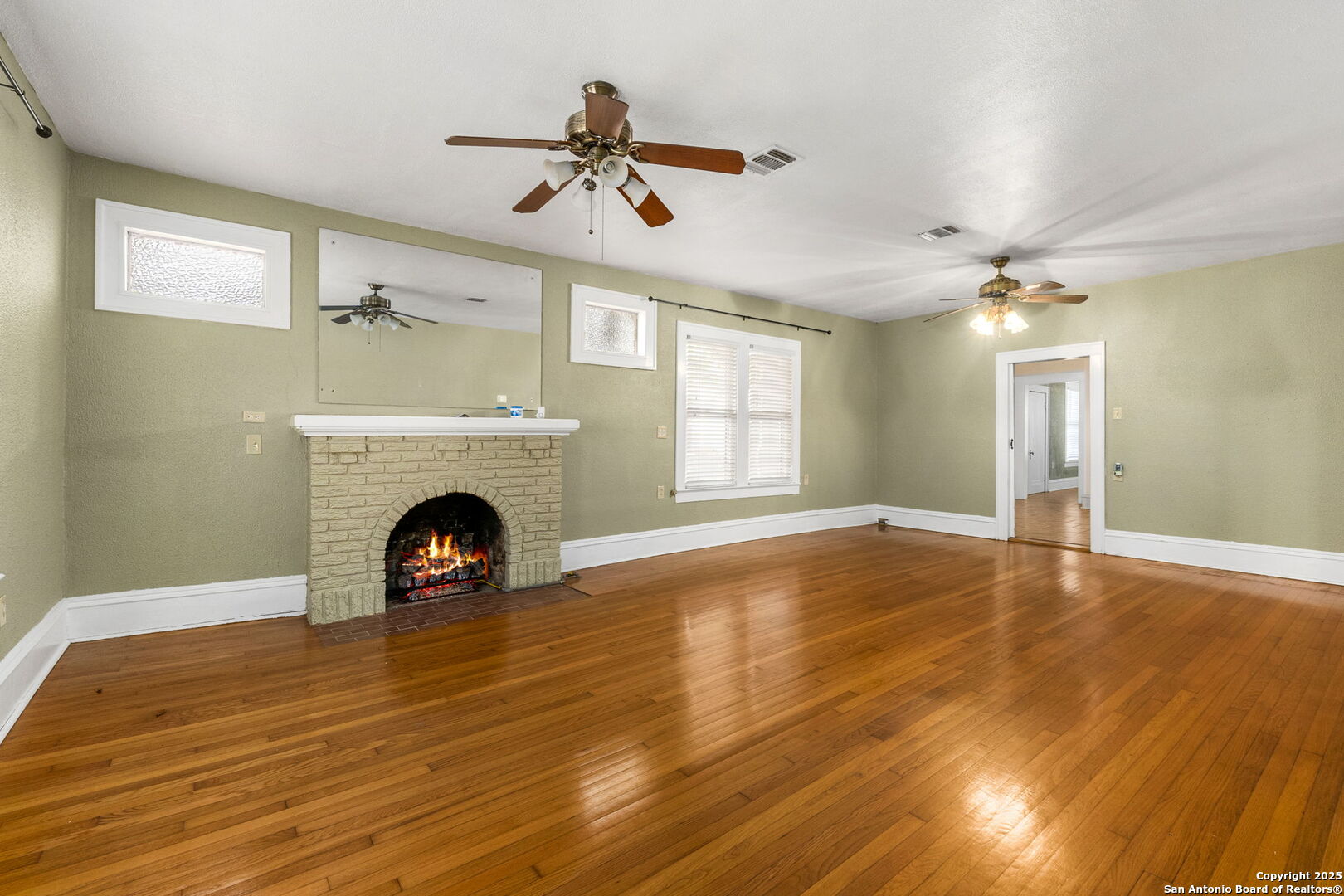 1141 E Highland Blvd