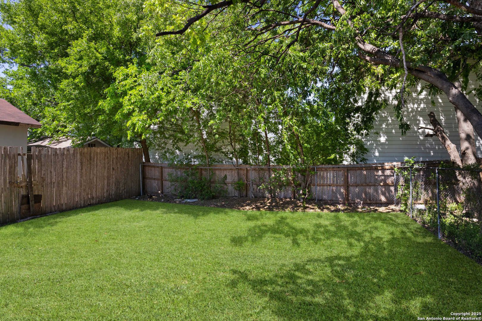 1007 Pine
