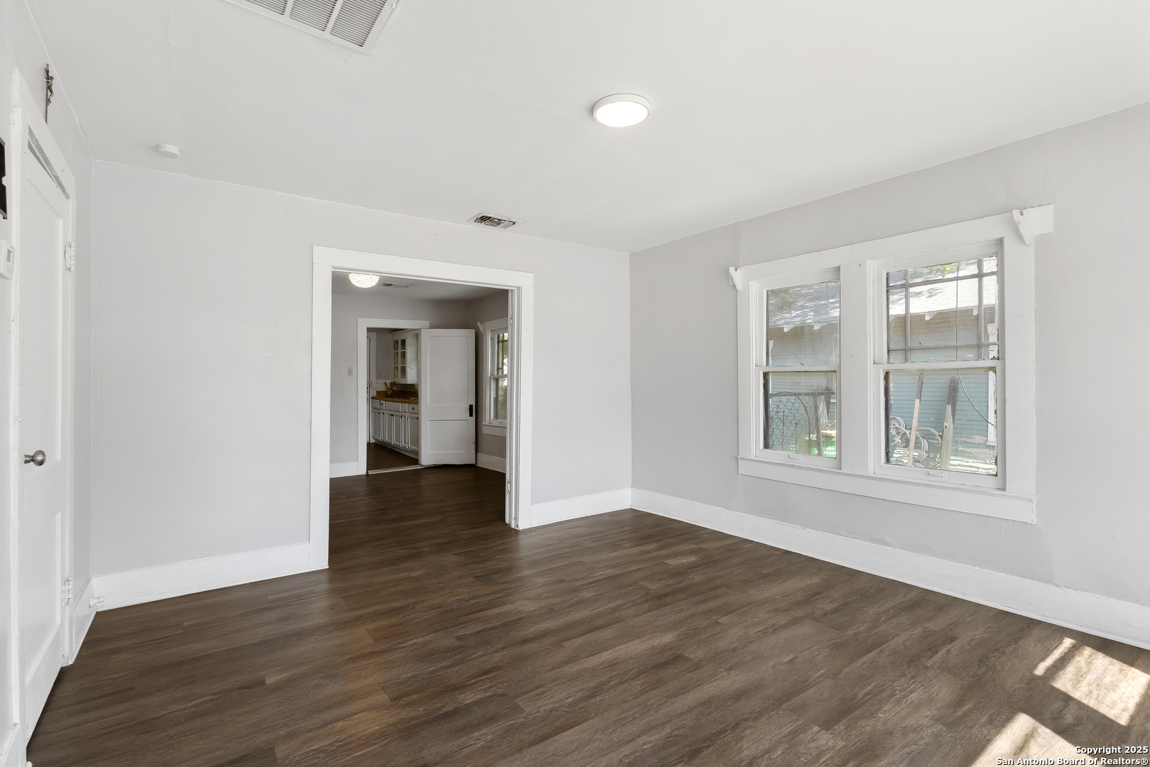 1007 Pine