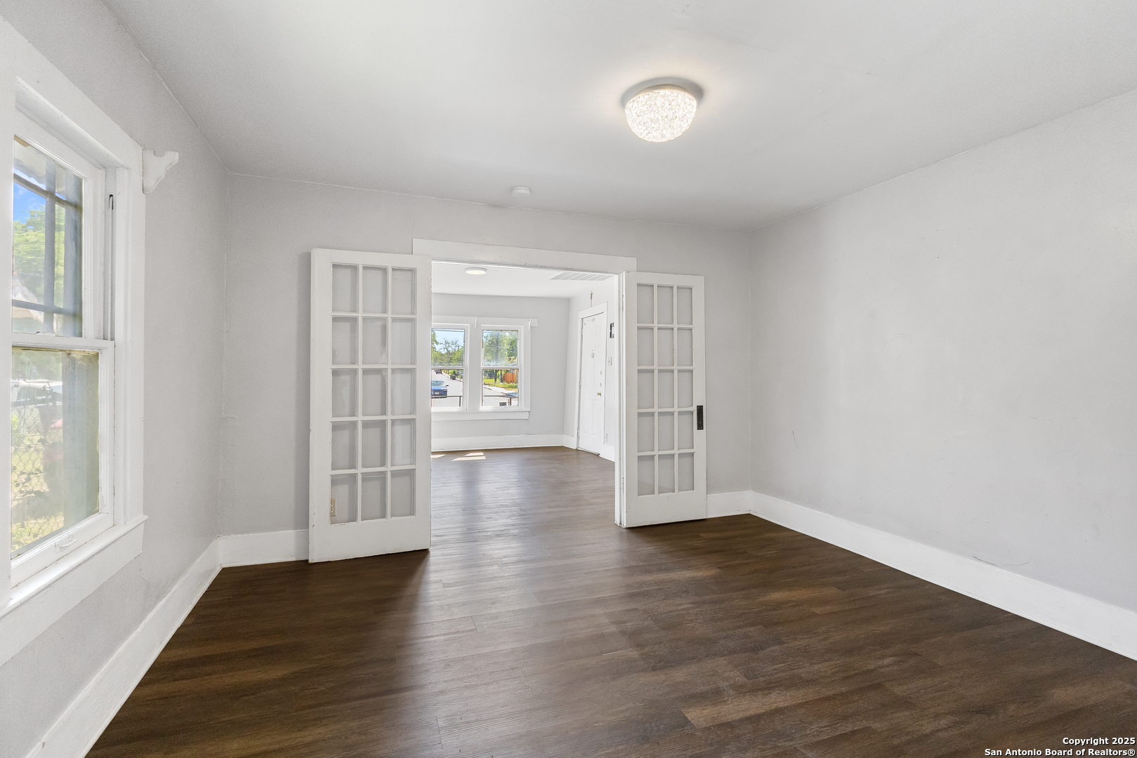 1007 Pine