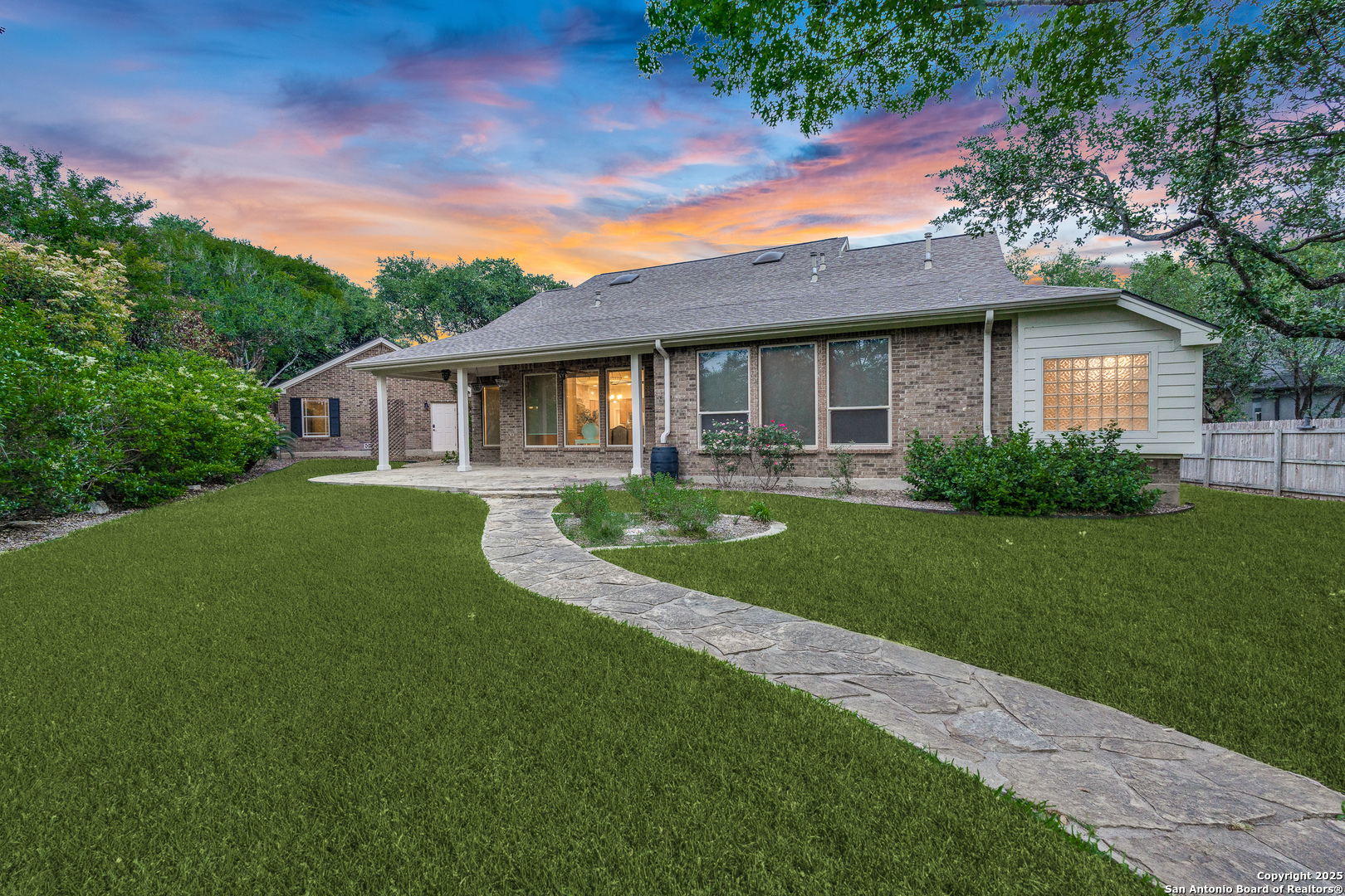 13303 Heights Park