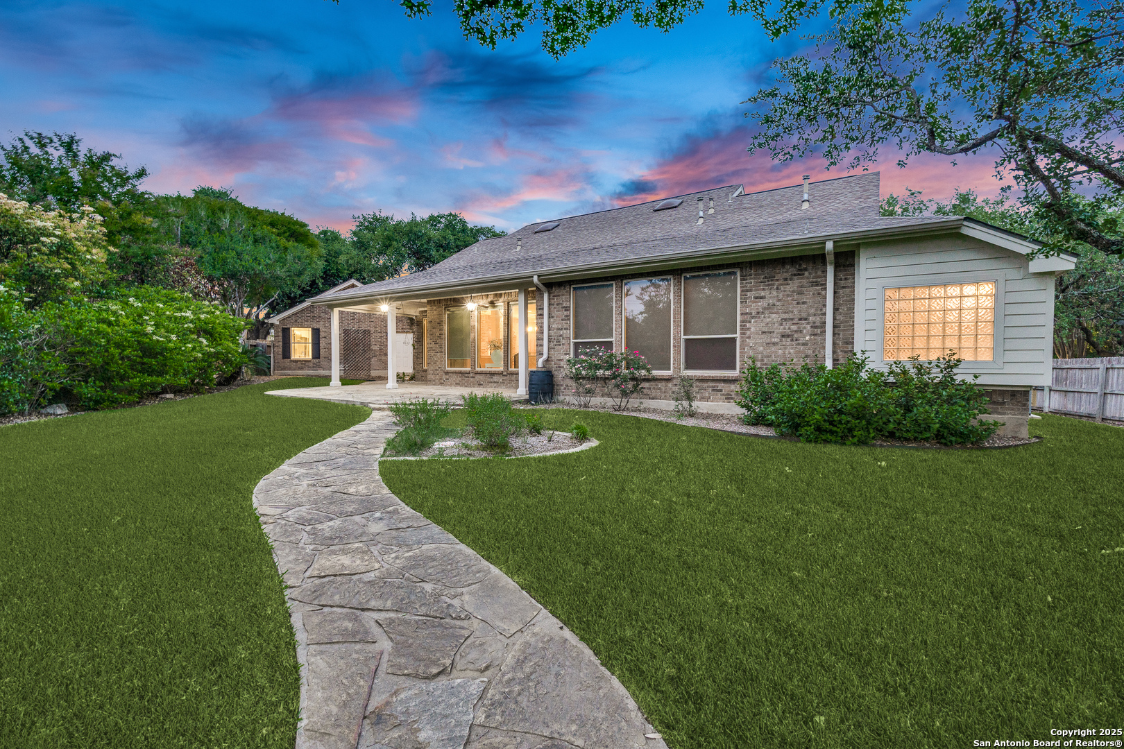 13303 Heights Park