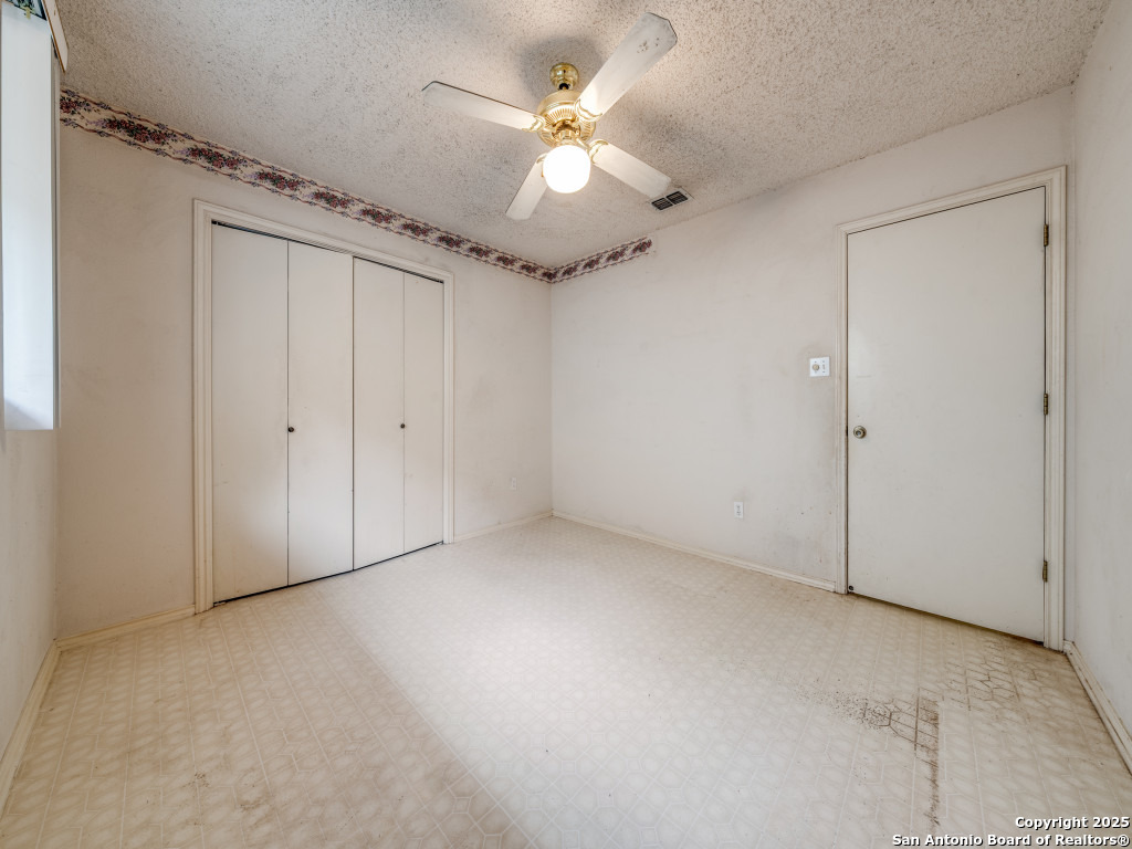 8434 Timber Loche