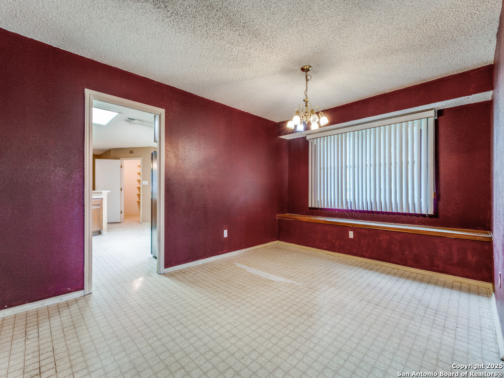 8434 Timber Loche