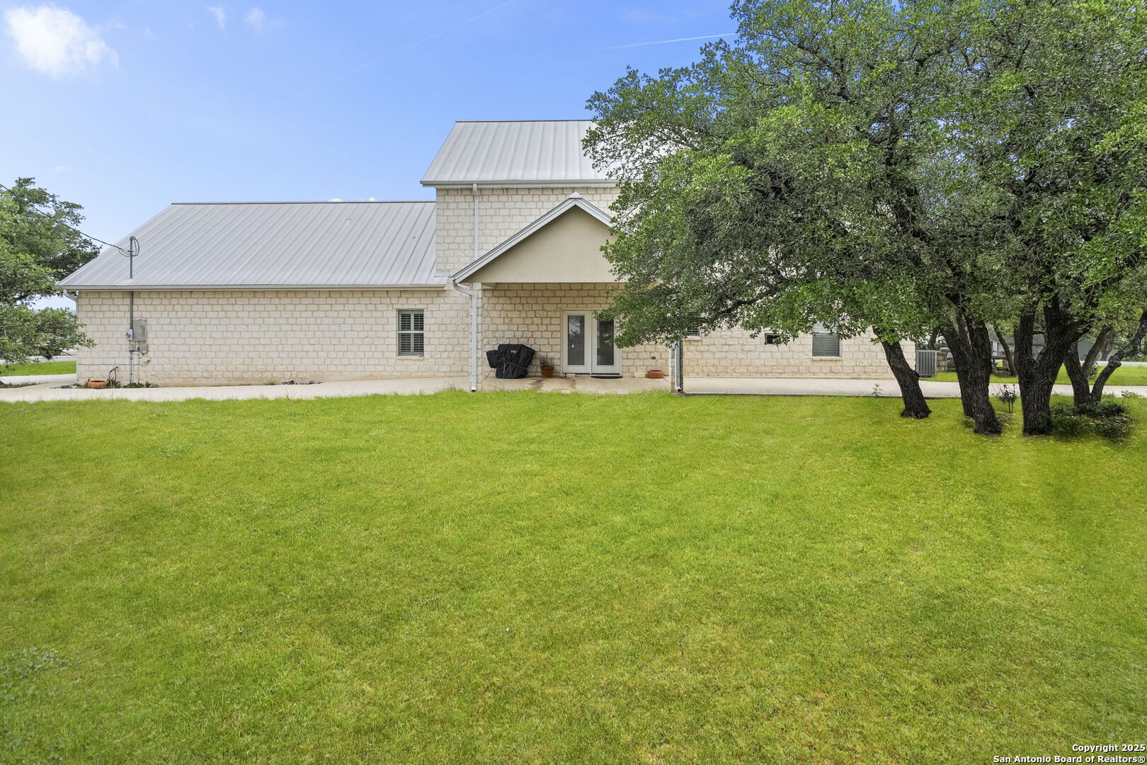 850 Andrew Run
