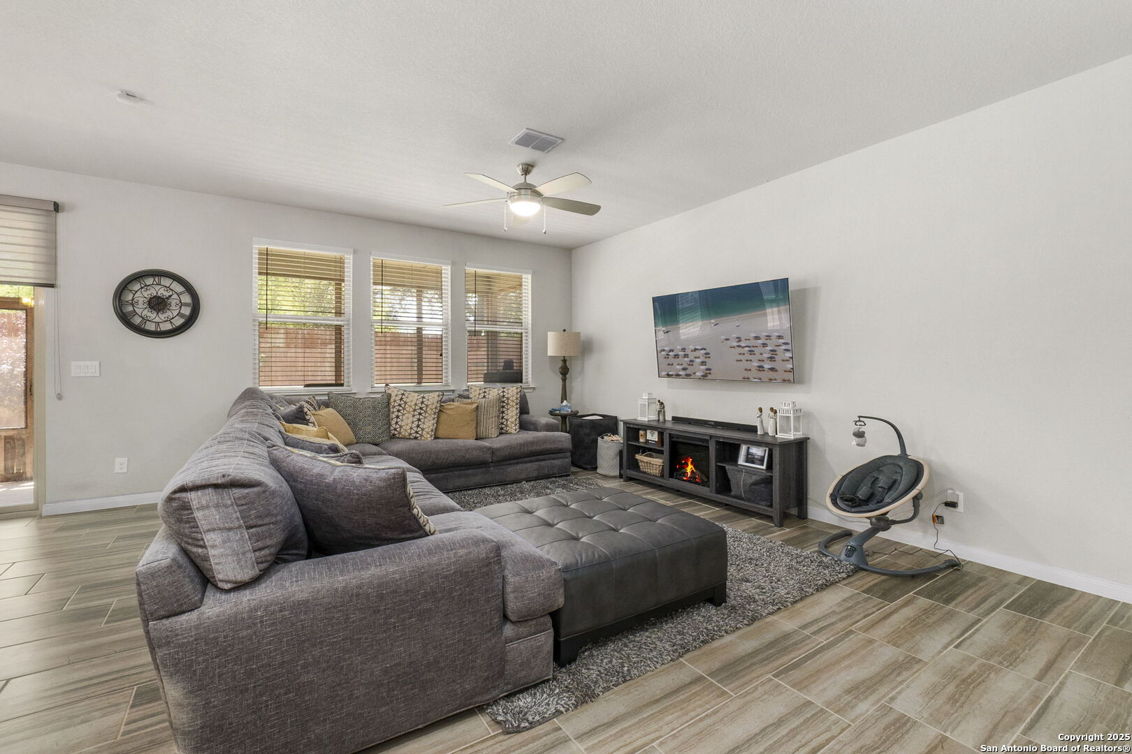 7914 Blackhawk Pass