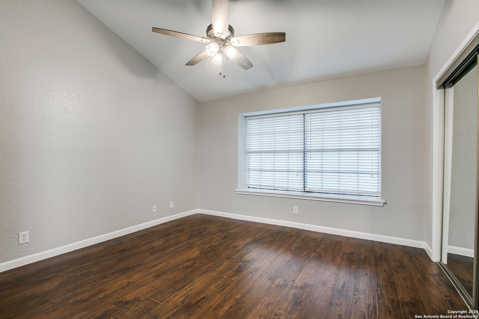 11815 Vance Jackson 606