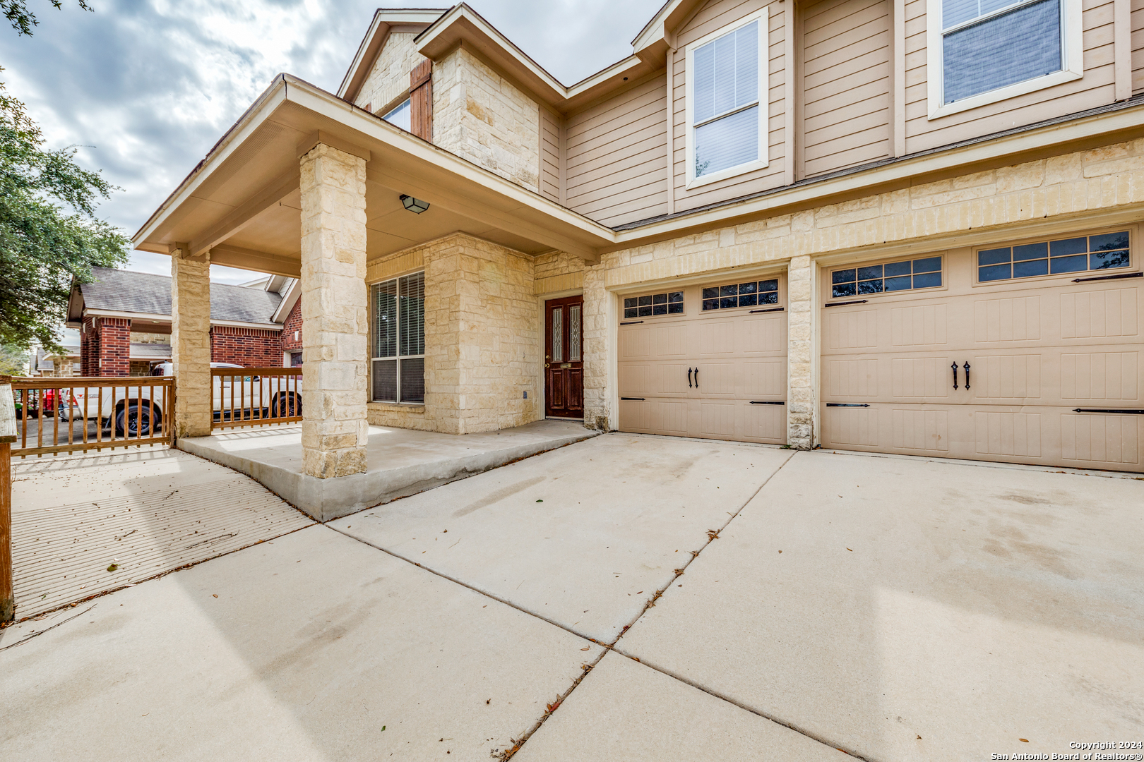 10603 CATFISH LN