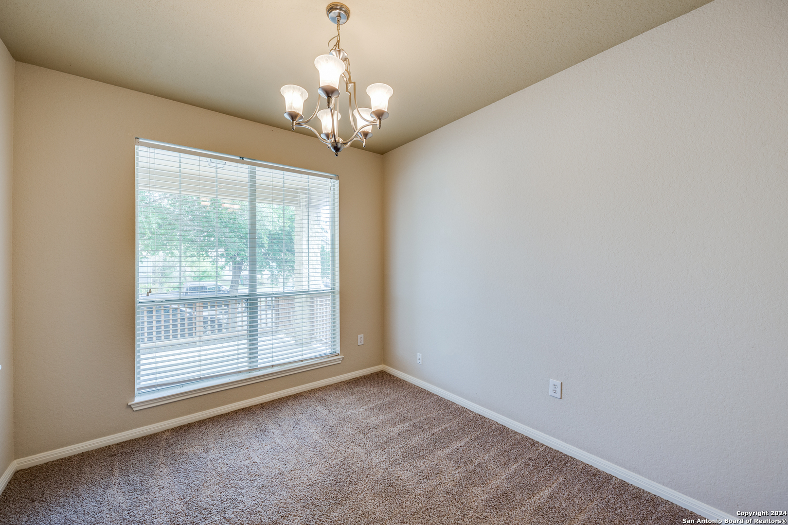 10603 CATFISH LN