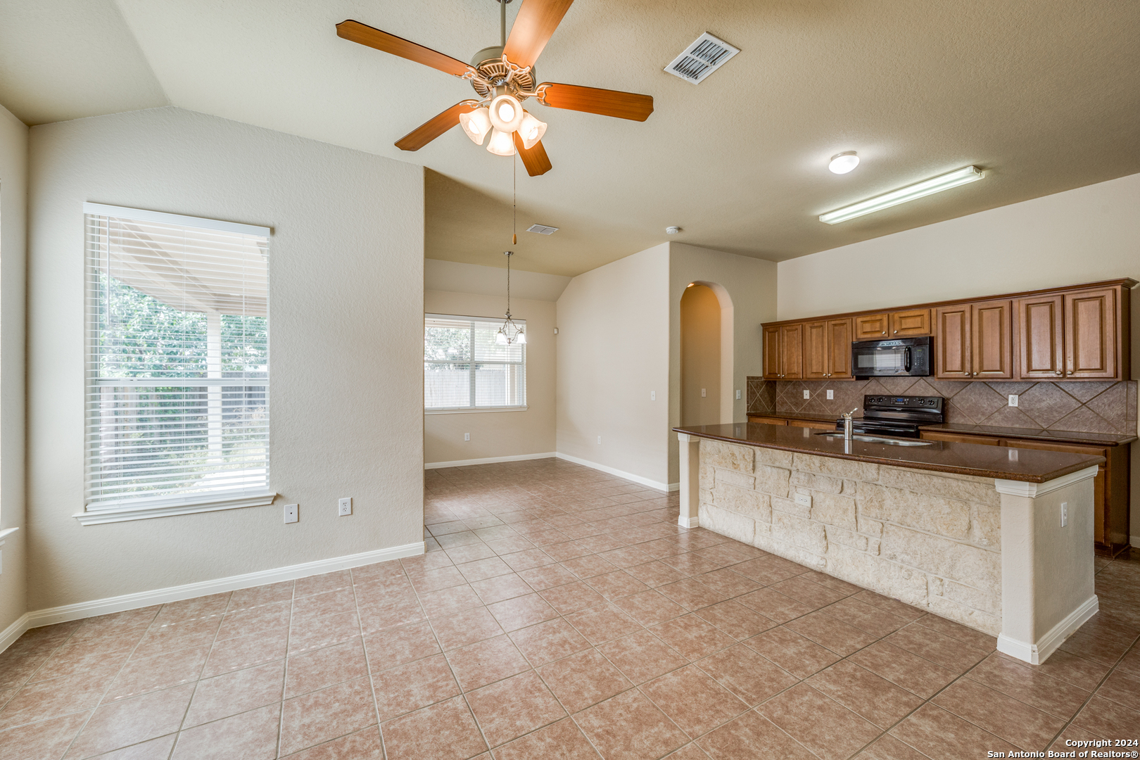 10603 CATFISH LN
