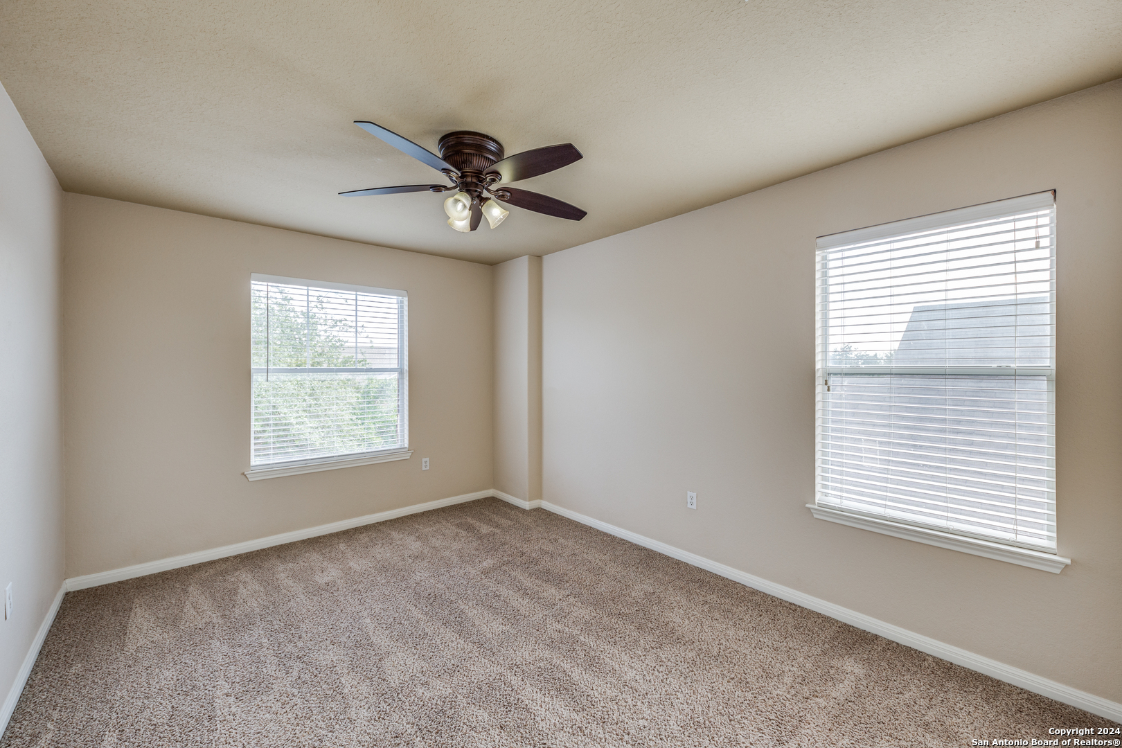 10603 CATFISH LN
