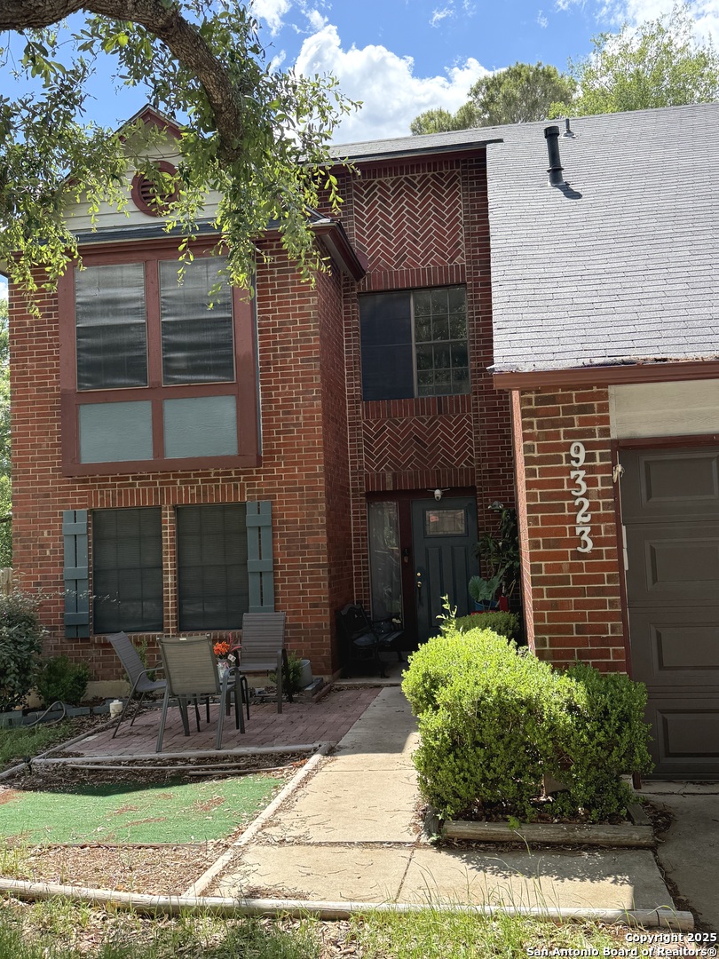9323 Andersonville