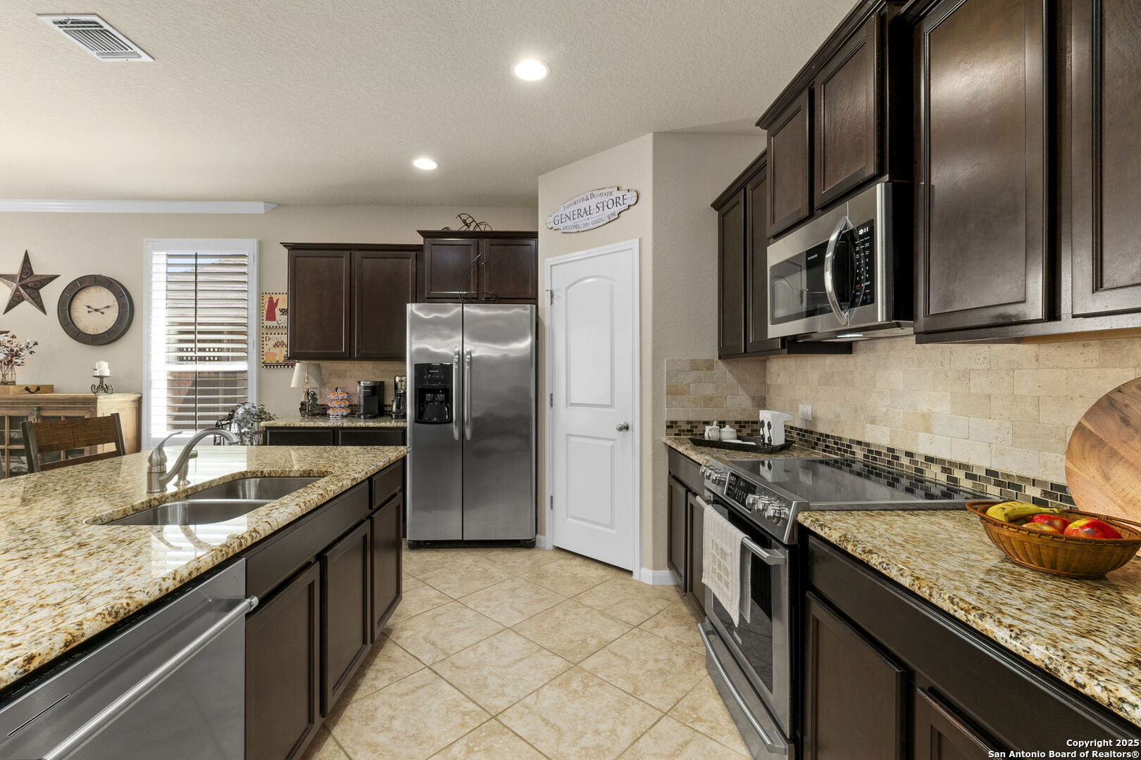 929 Cypress Mill