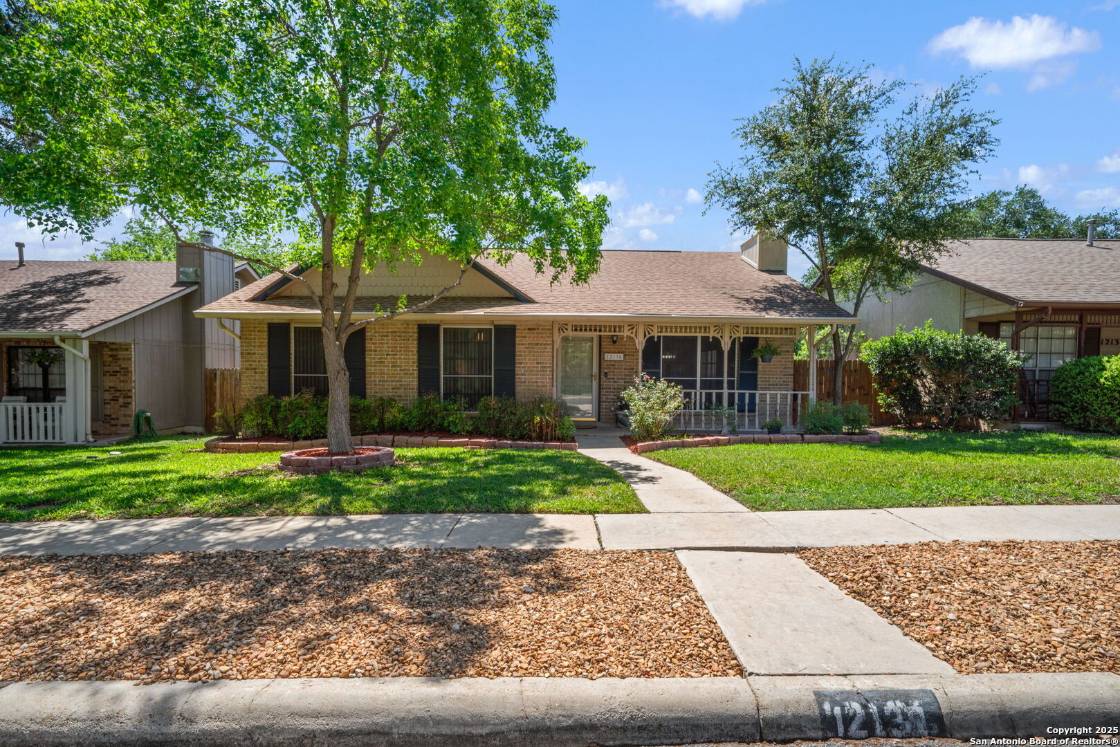 12138 W Lemon Blossom