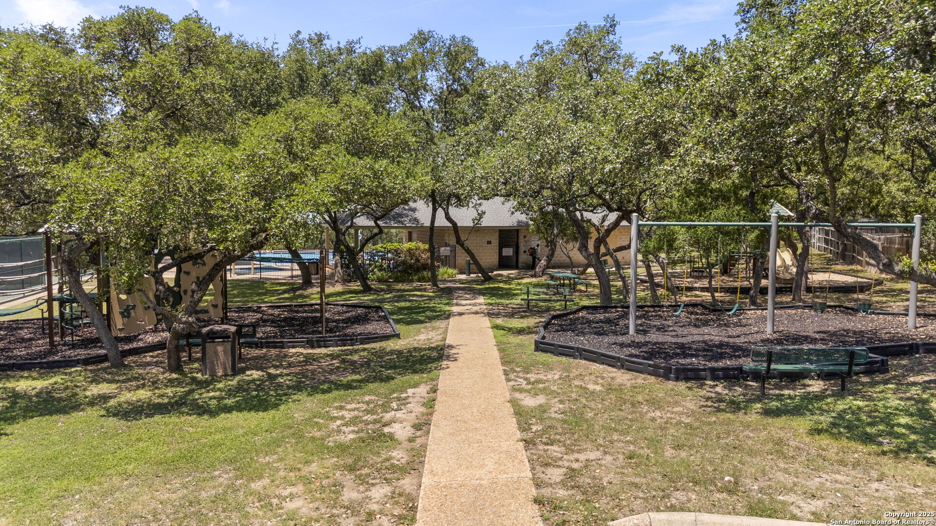 4707 River Rock