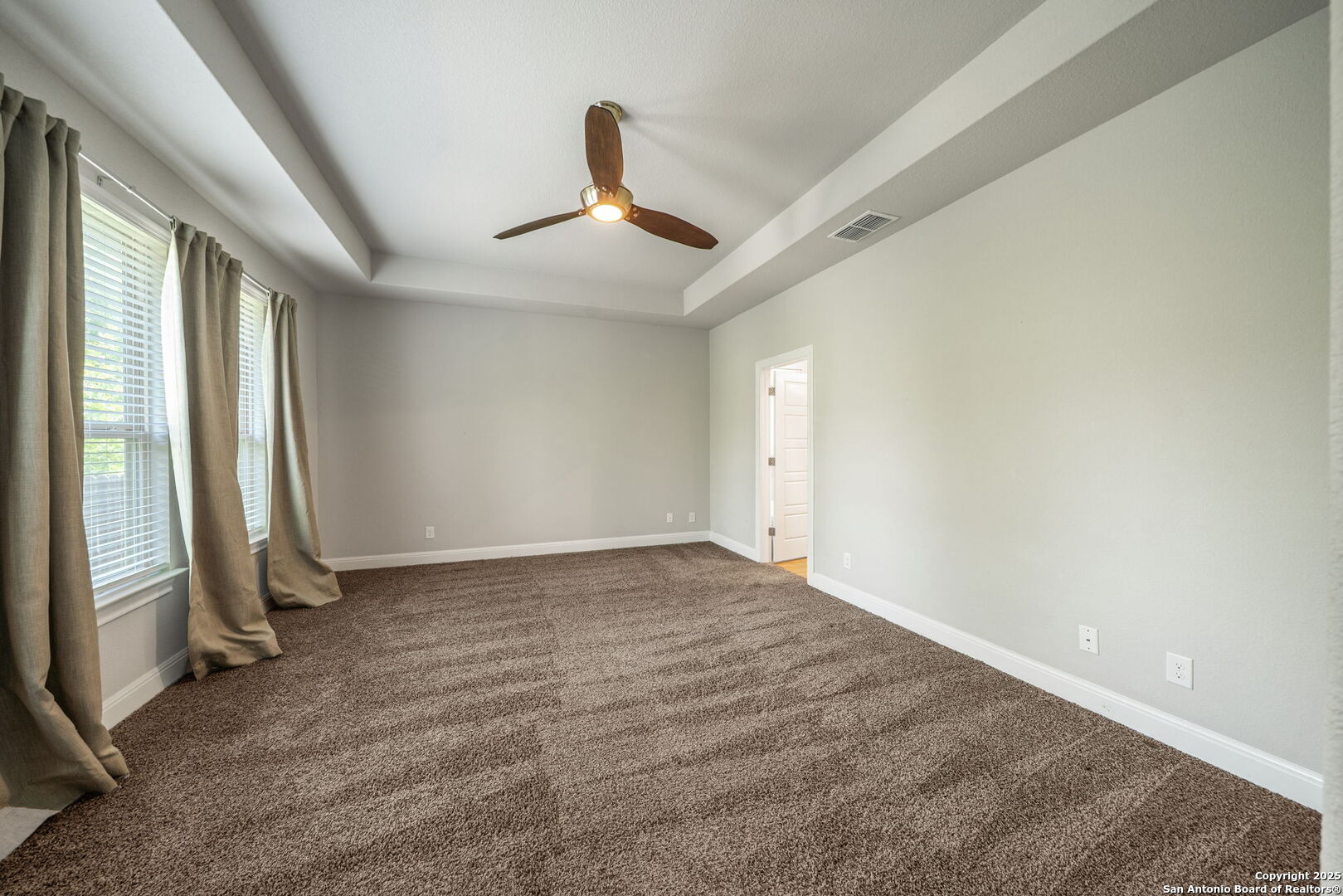5847 Sweetwater