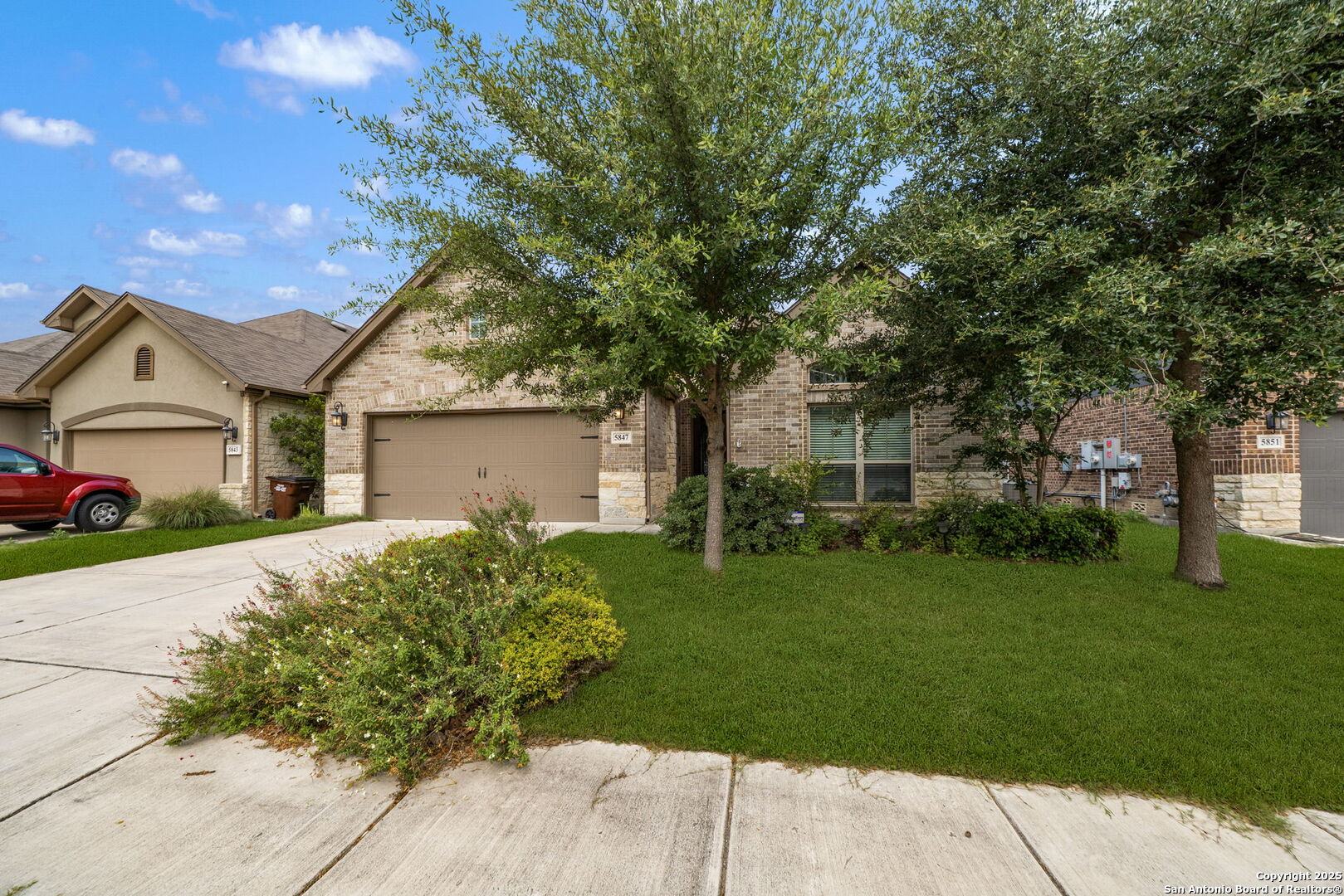 5847 Sweetwater