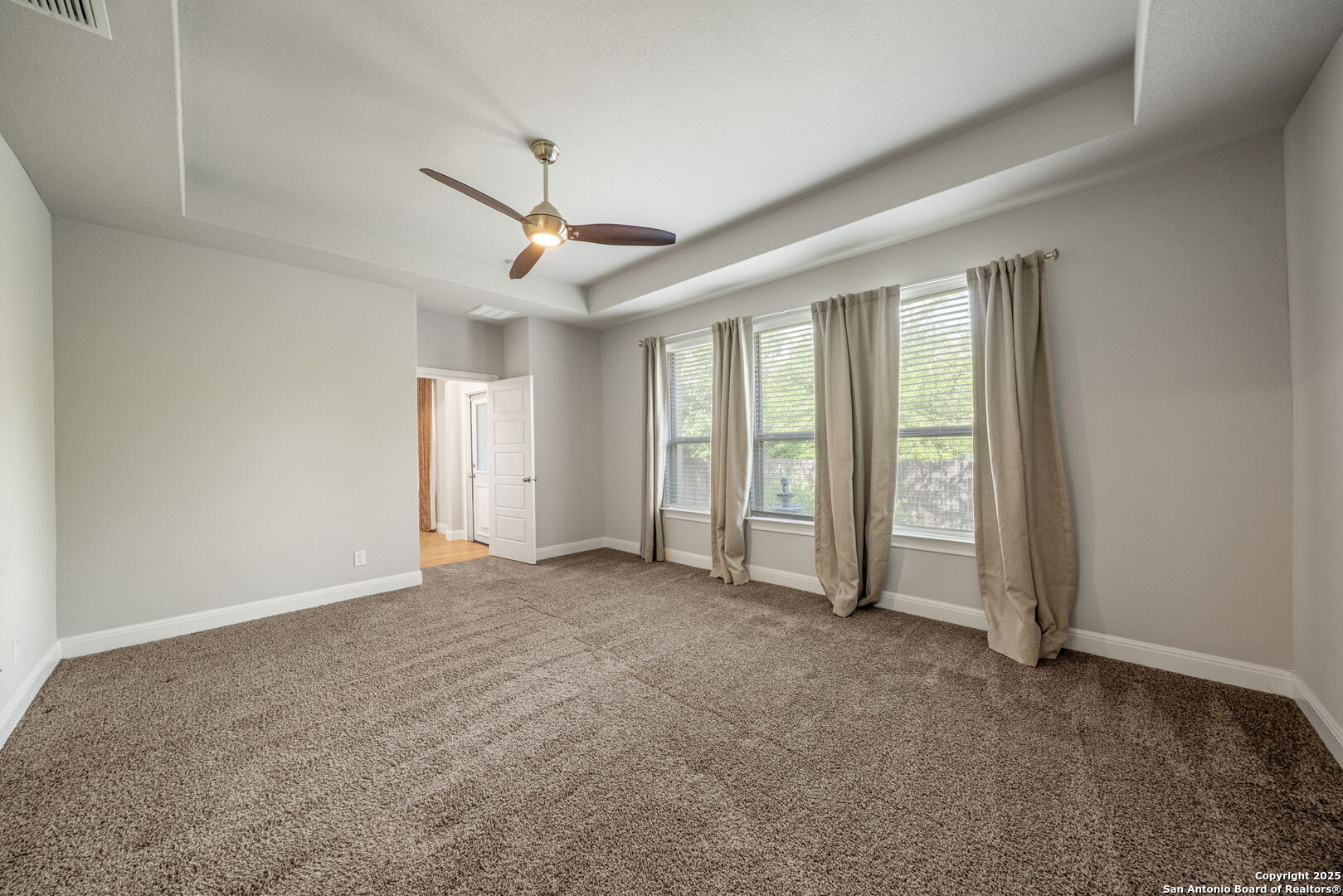 5847 Sweetwater