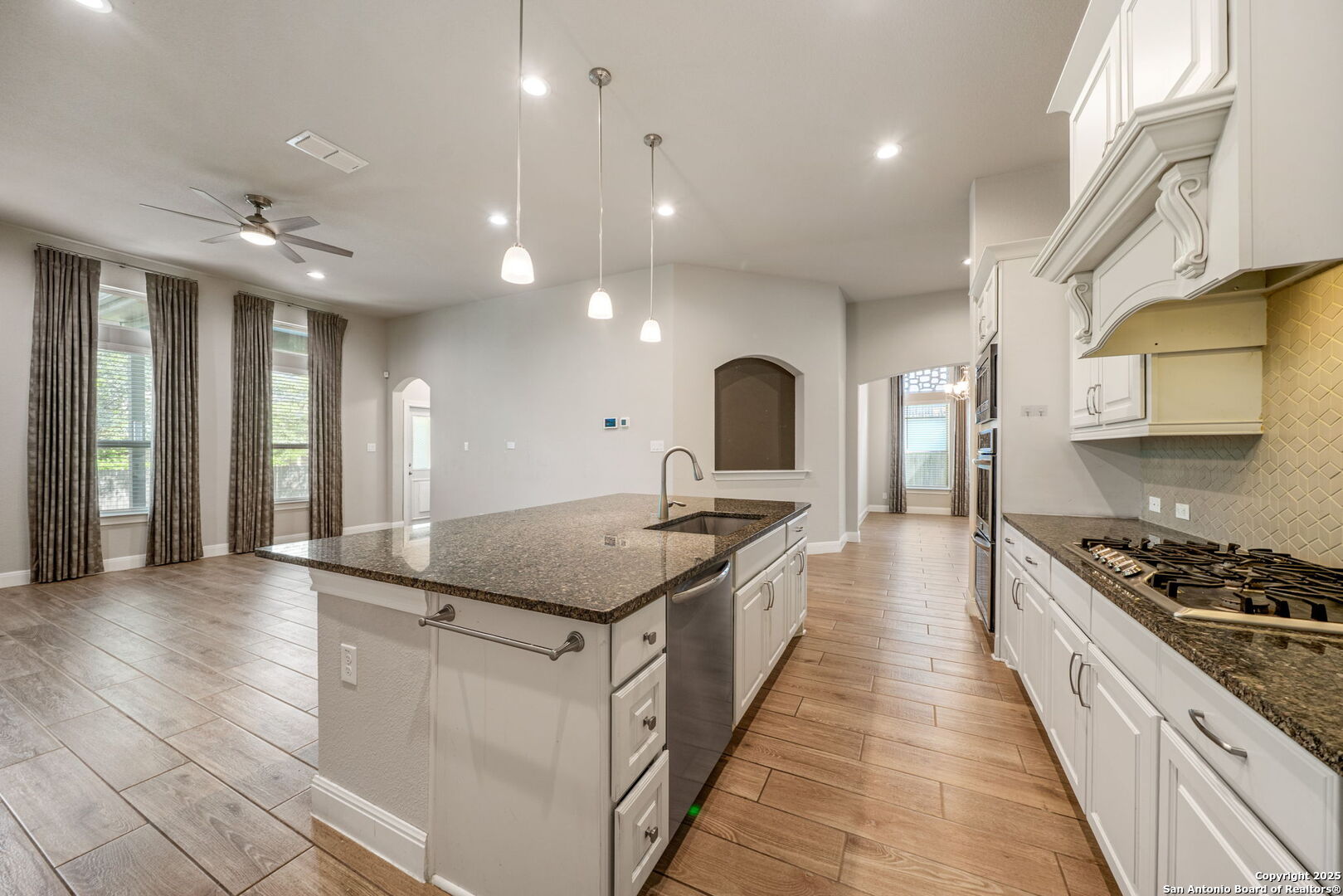 5847 Sweetwater