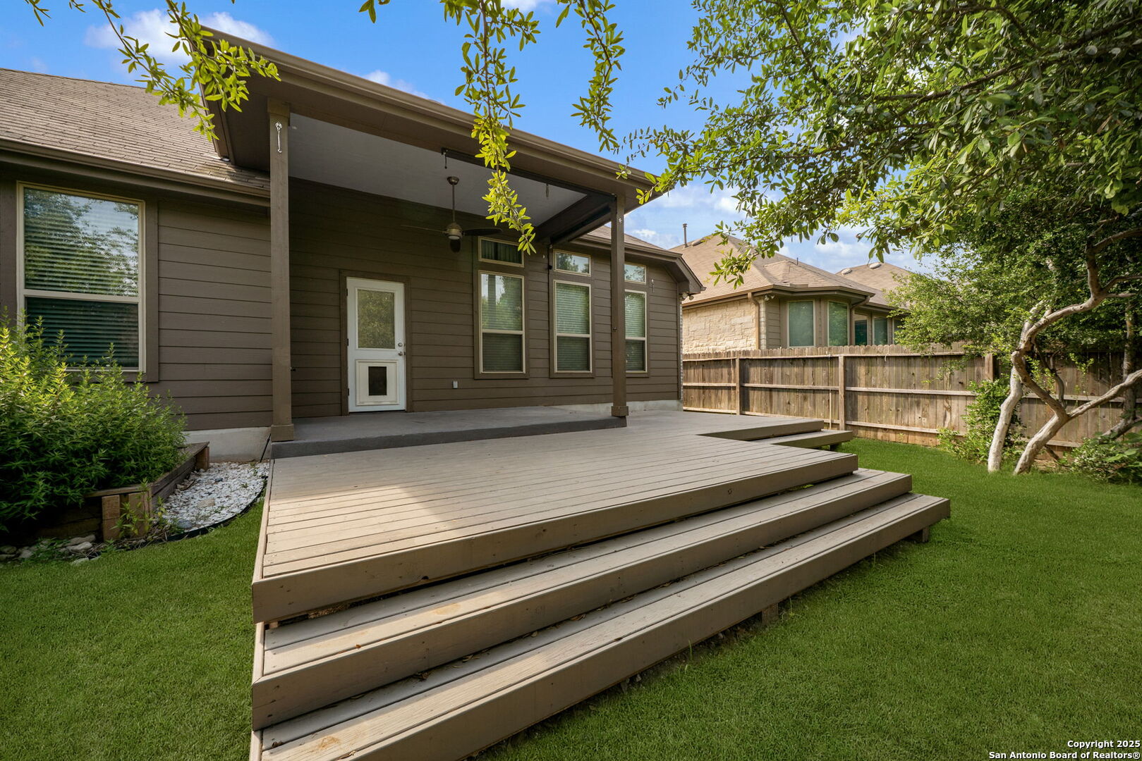 5847 Sweetwater
