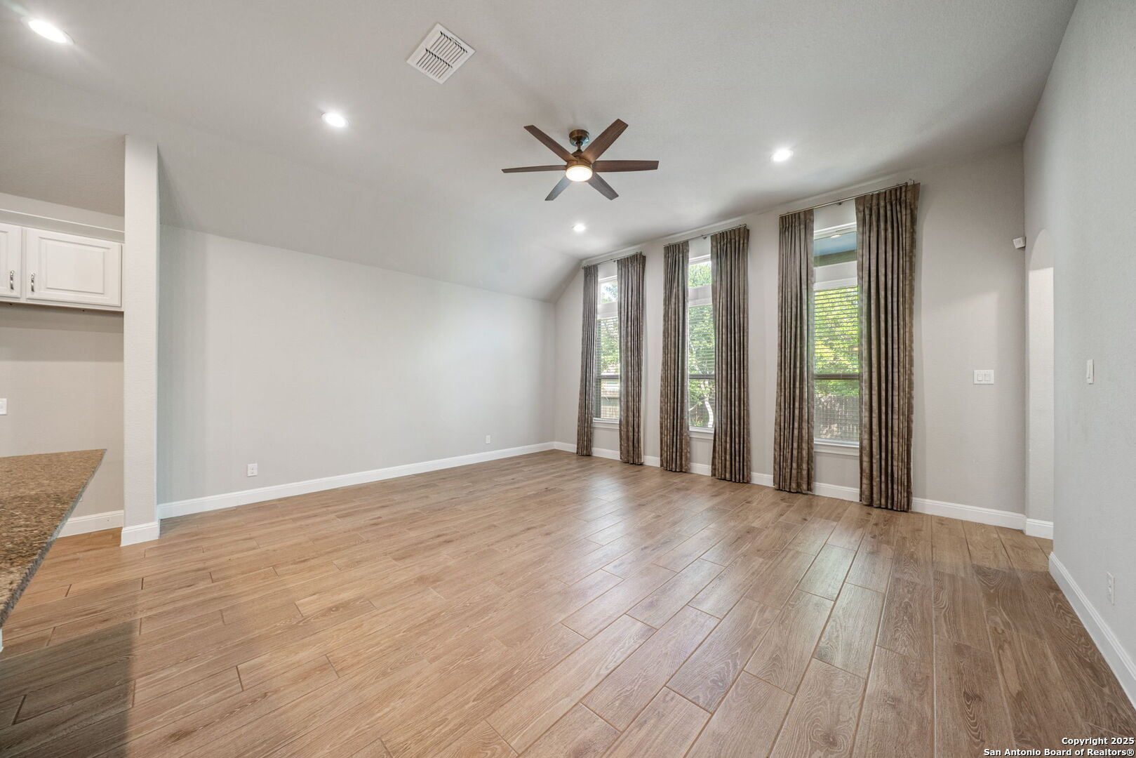 5847 Sweetwater