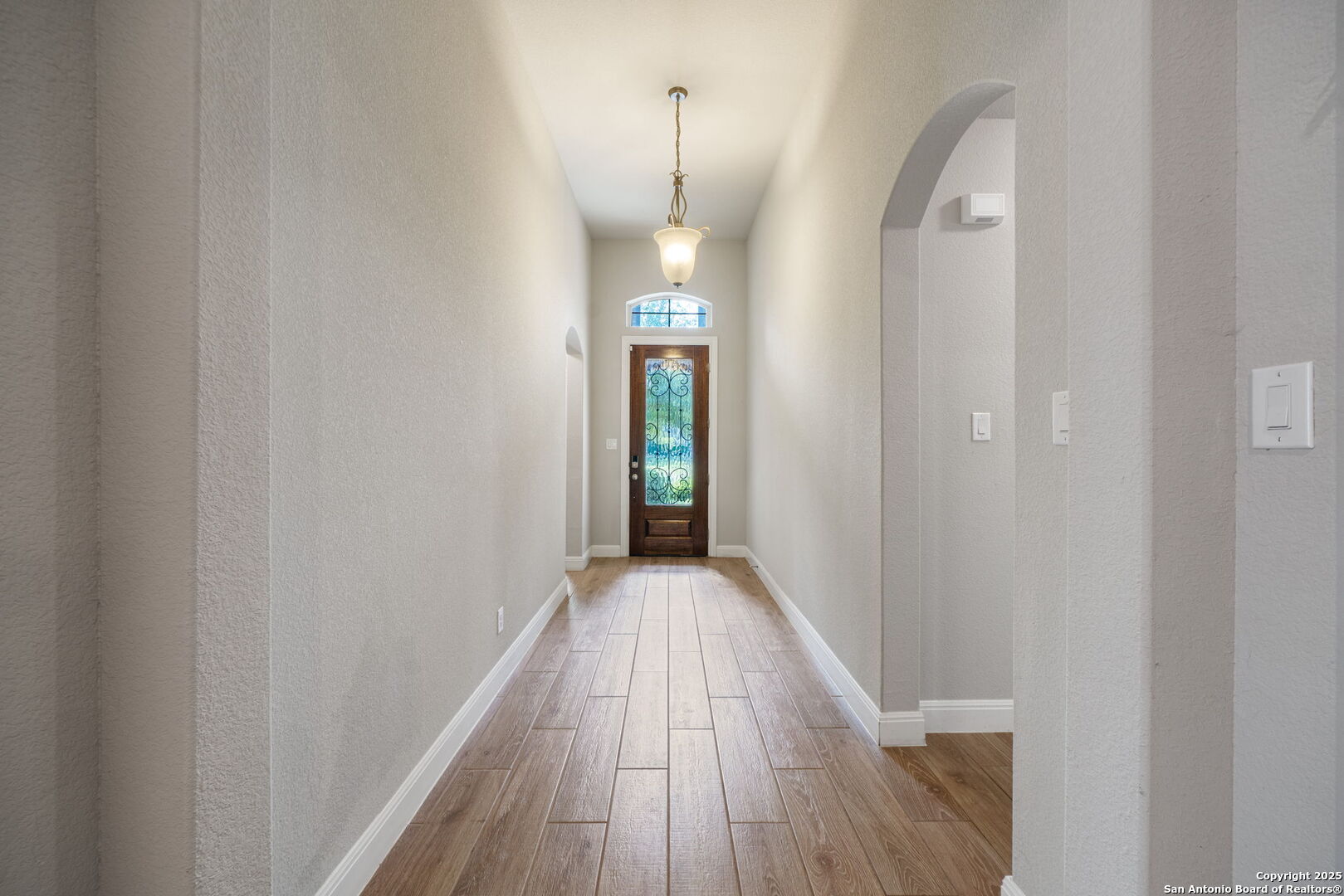 5847 Sweetwater