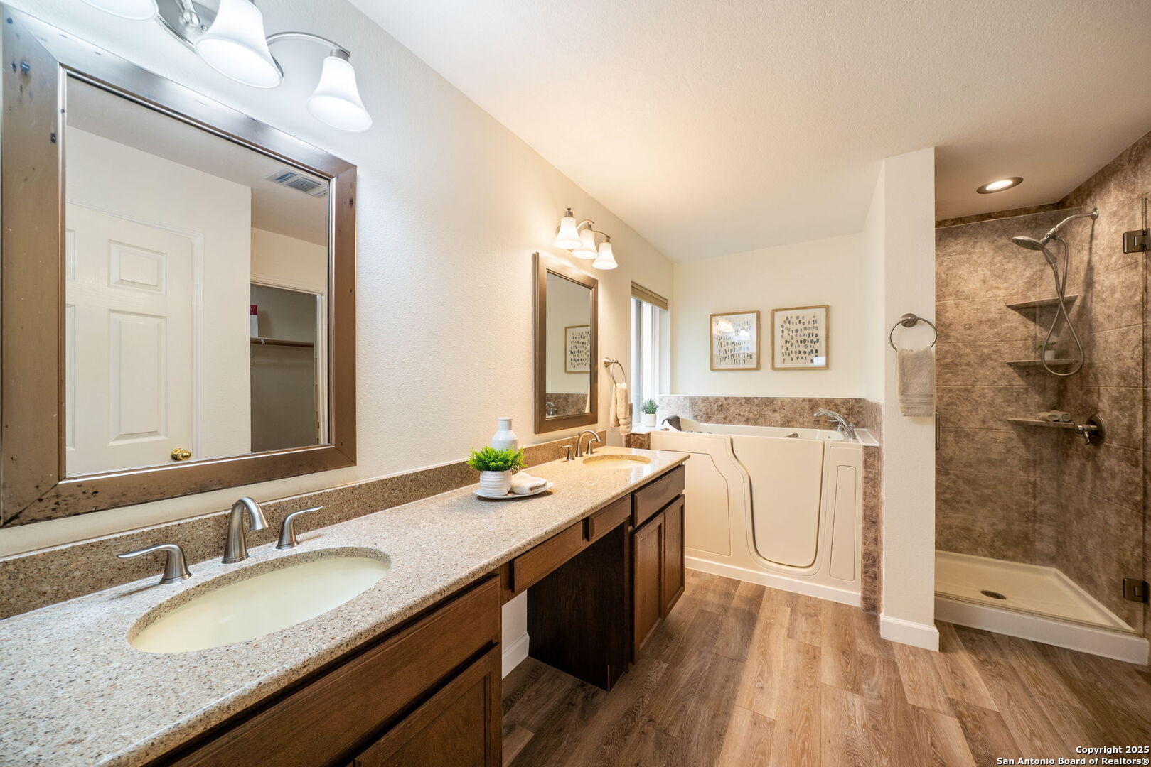 11819 Wheathill