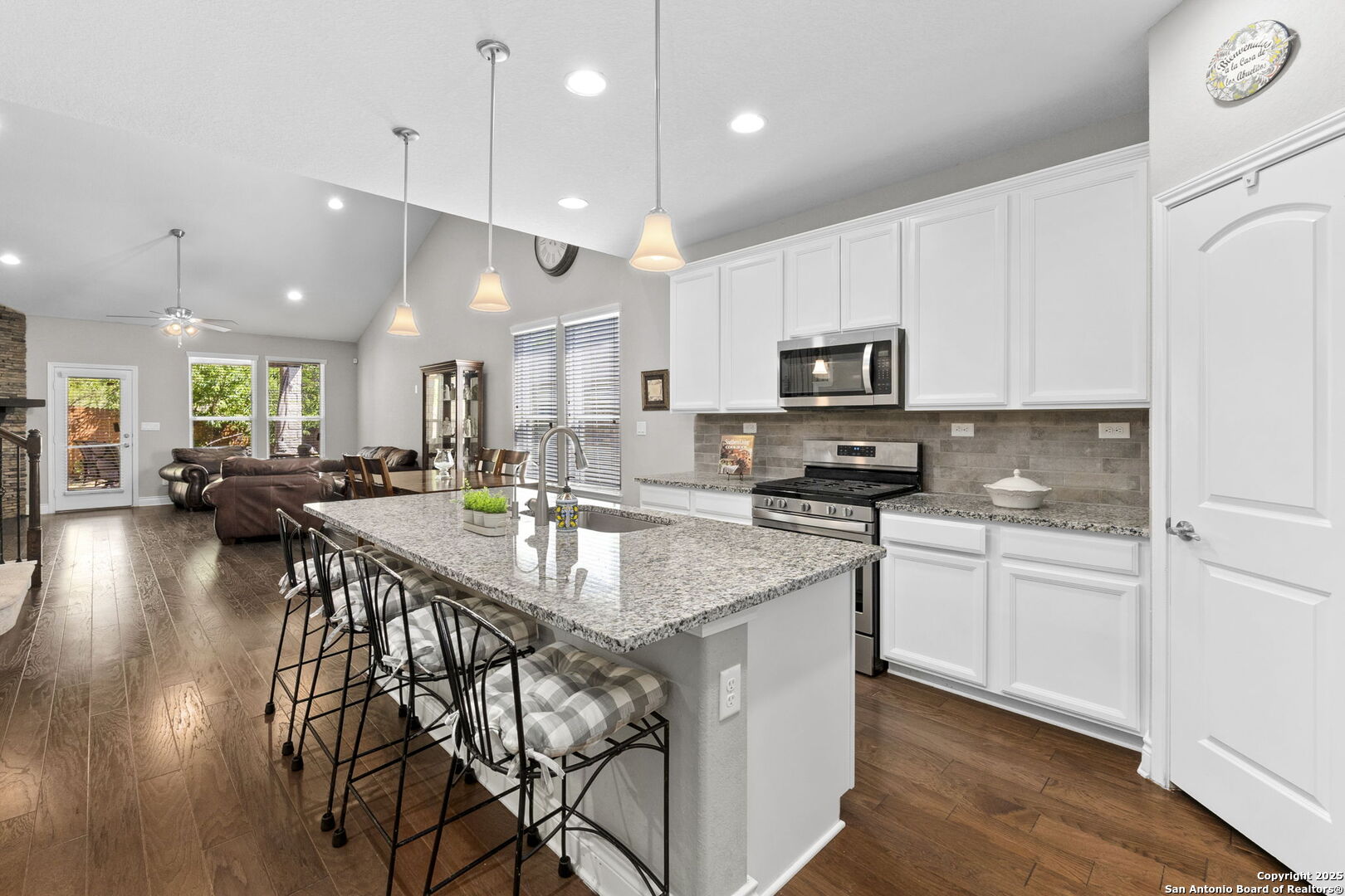 7635 Paraiso Crest