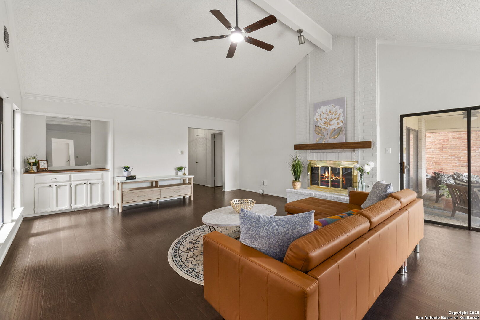 6210 Meadow Grove