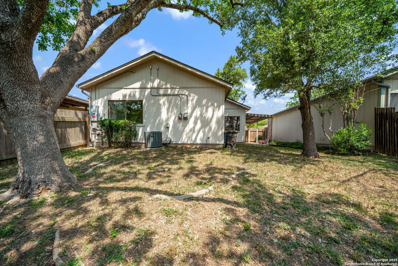 5810 Spring Green