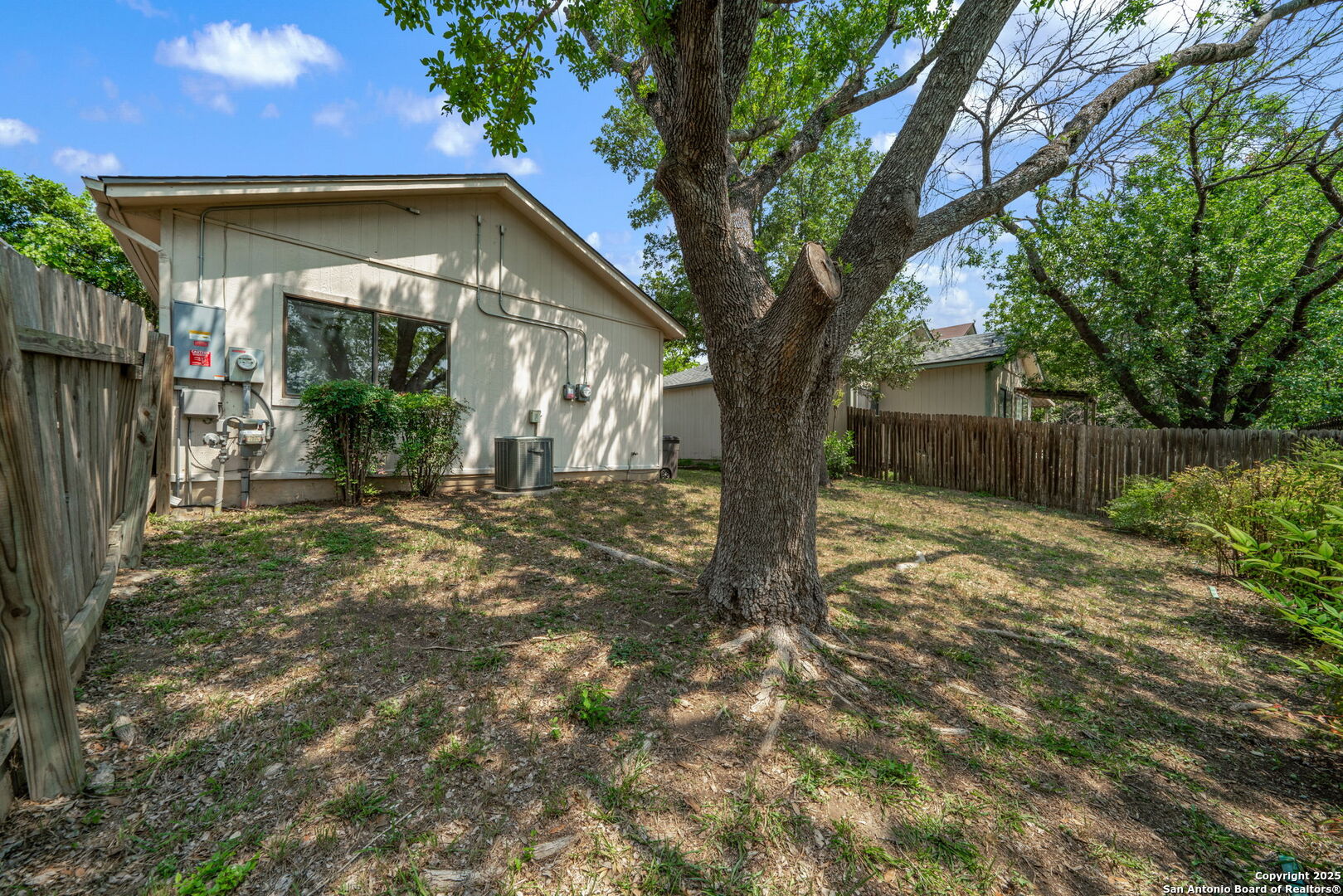 5810 Spring Green